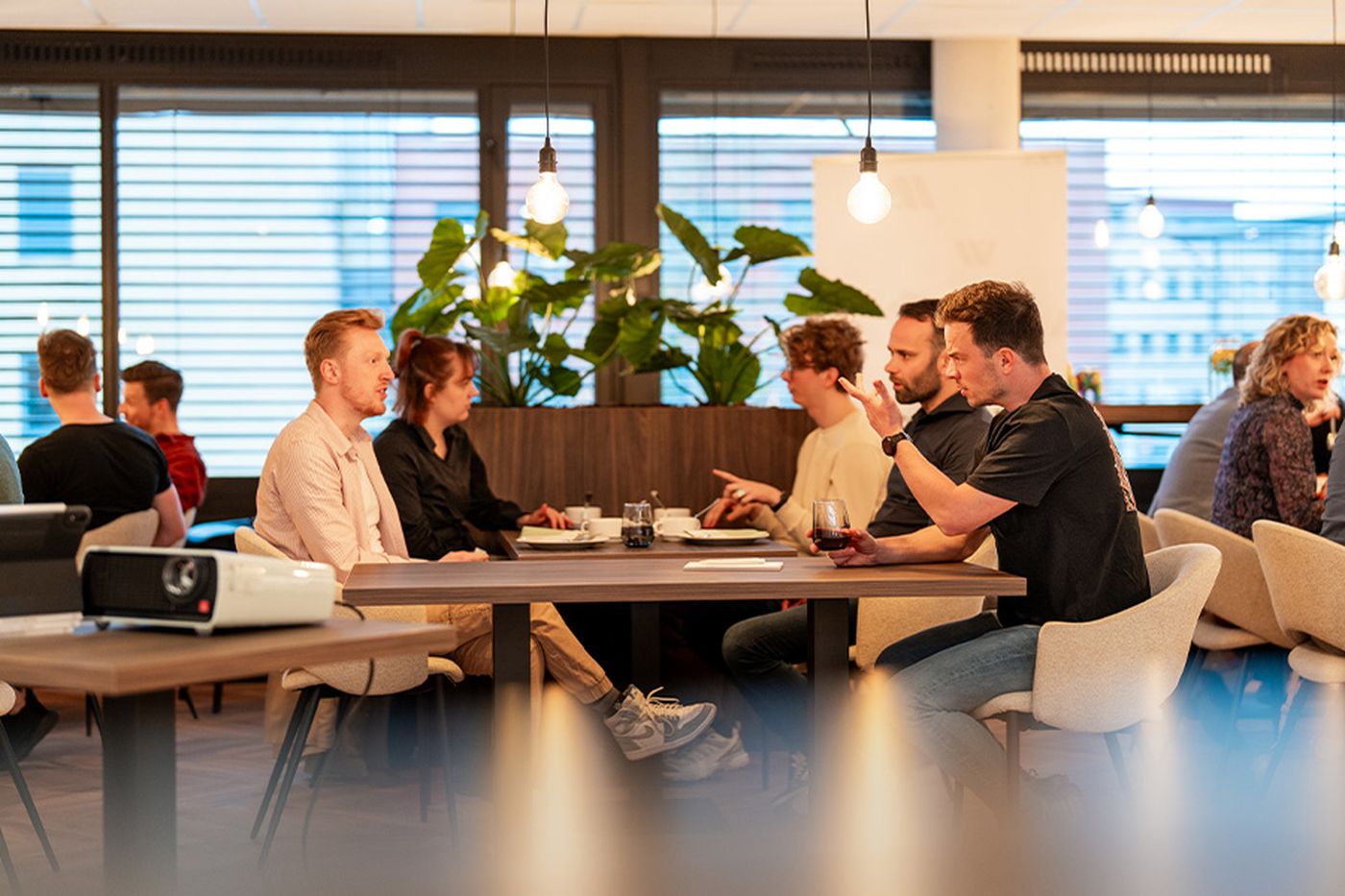 Deelnemers aan een workshop van Achterhoekse Marketeers